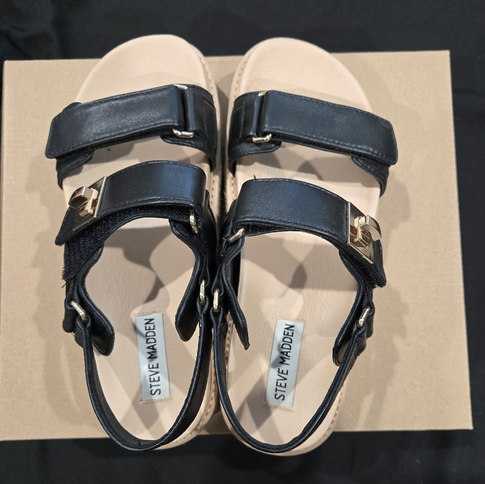 Steve Madden Big Mona Sandals